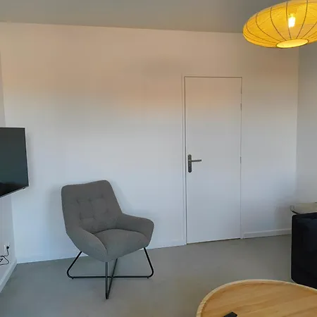 Holiday home Les Paticheres - L'etable Avec Acces Piscine Biville-la-Baignarde