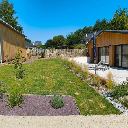 Les Paticheres - L'etable Avec Acces Piscine Holiday home Biville-la-Baignarde